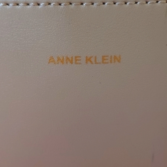 Anne Klein feaux leather tote bag - Picture 8 of 8